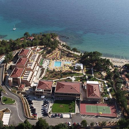 פוטוס Royal Paradise Beach Resort & Spa מראה חיצוני תמונה